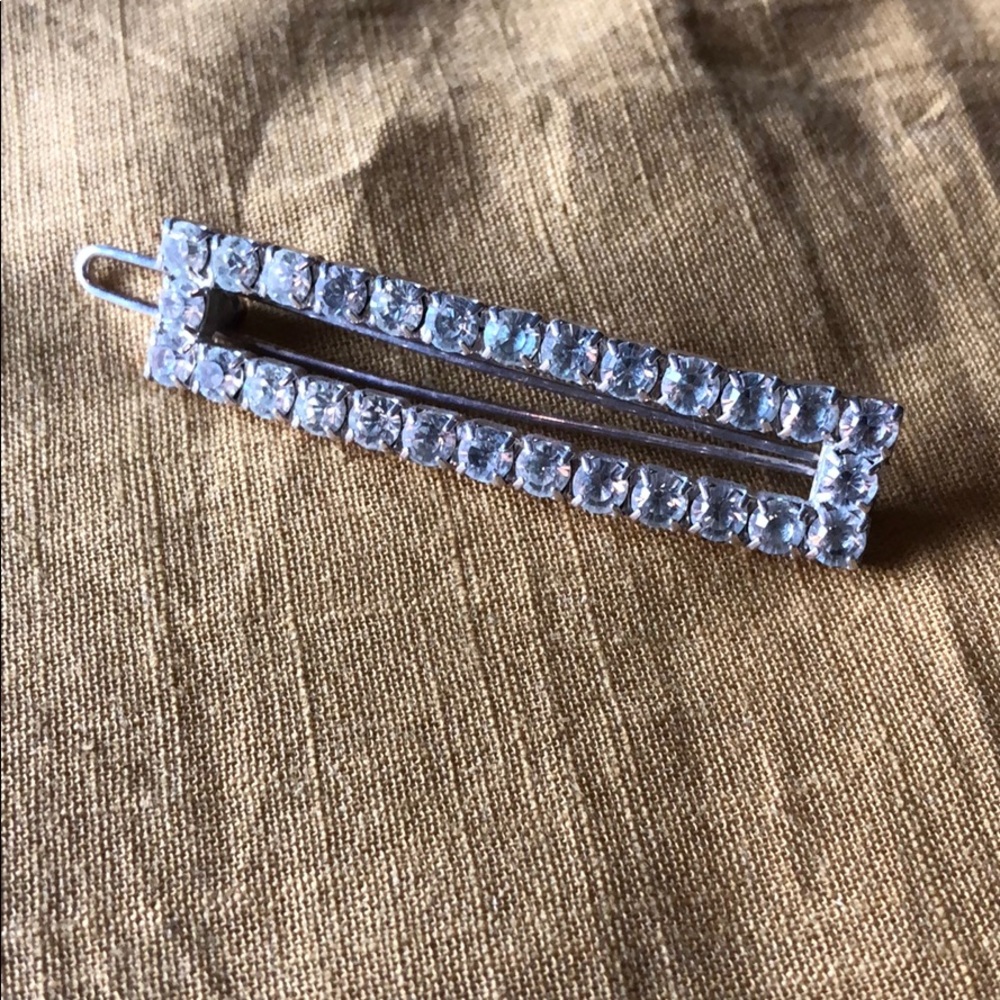 Vintage rhinestone hair clip